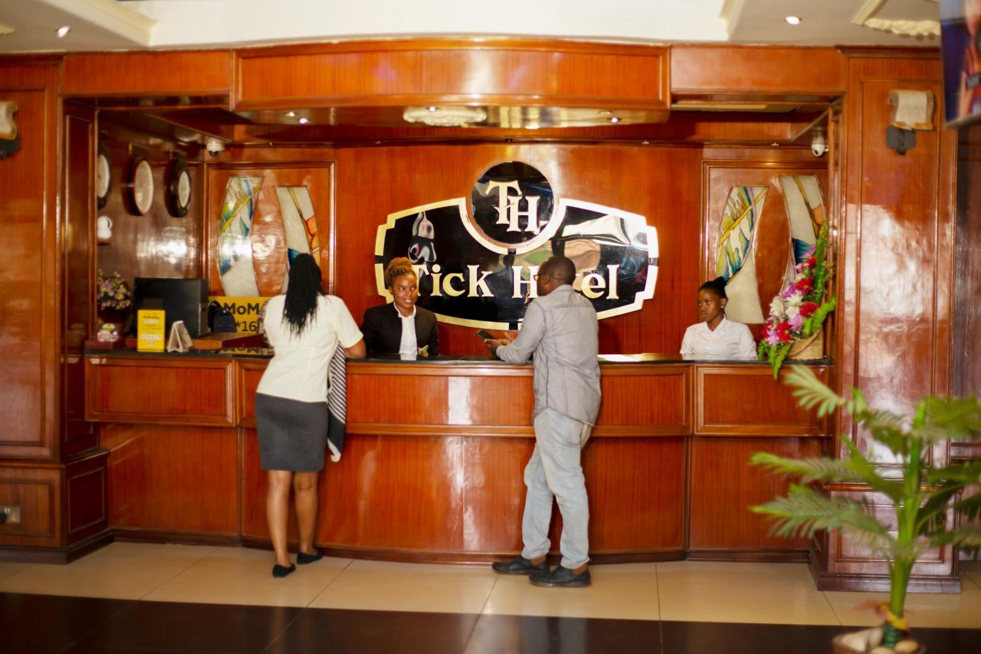 The Tick Hotel Kampala Zewnętrze zdjęcie